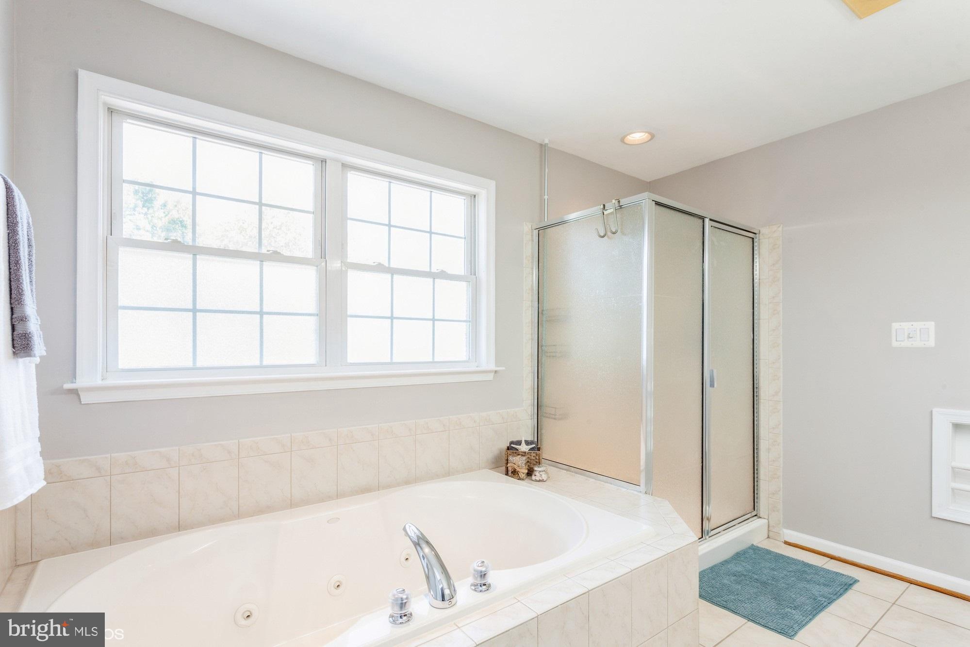 SEVEN TRAILS - Residential