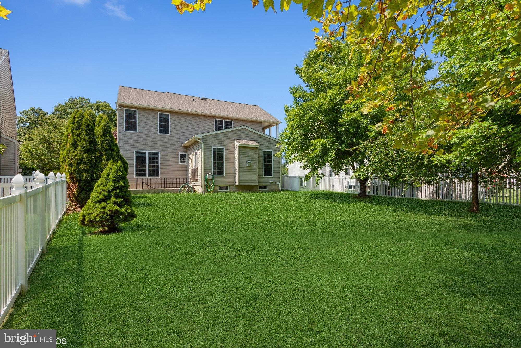 SEVEN TRAILS - Residential