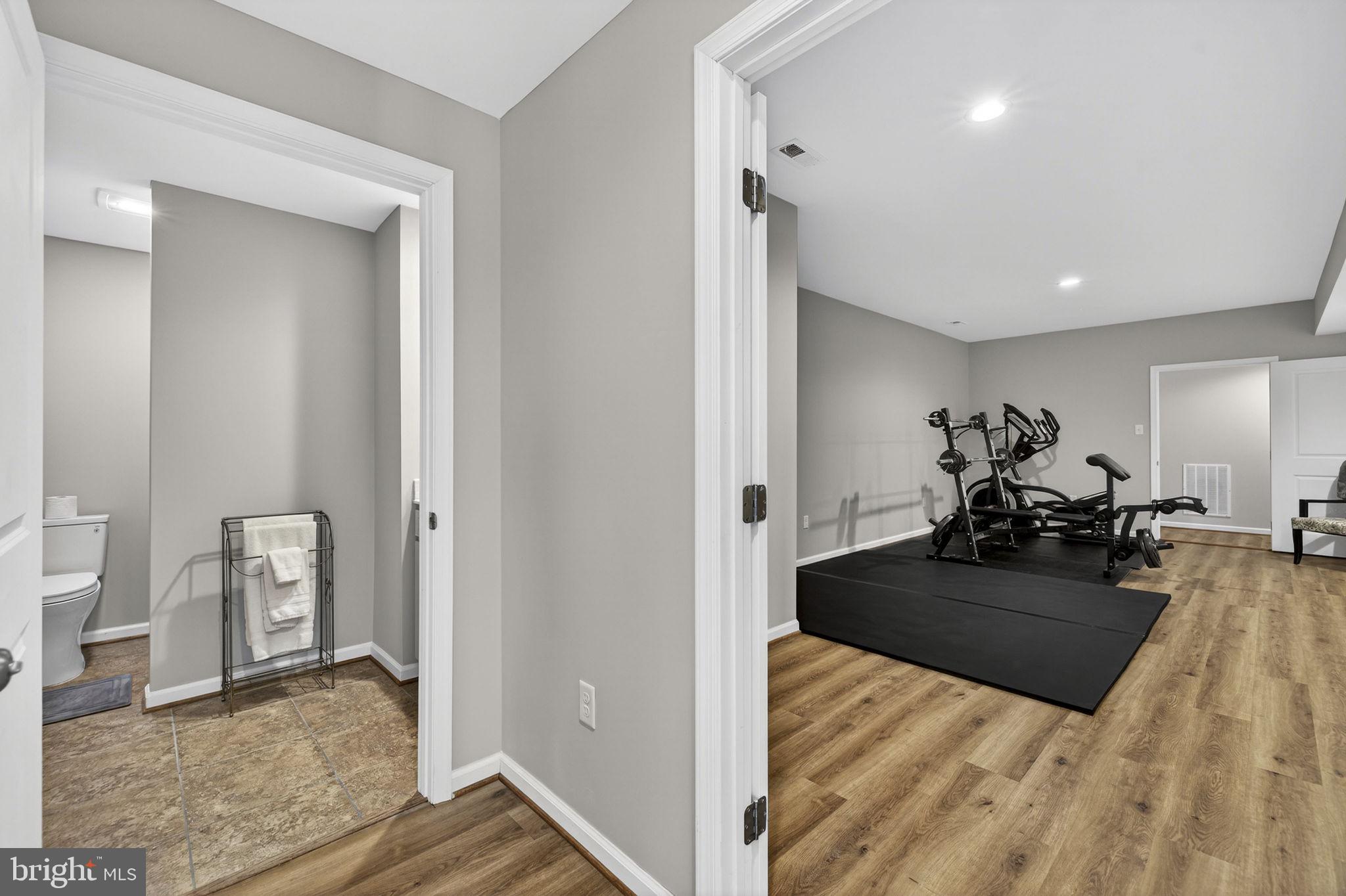 MOUNTAIN VISTA ESTATES - Residential