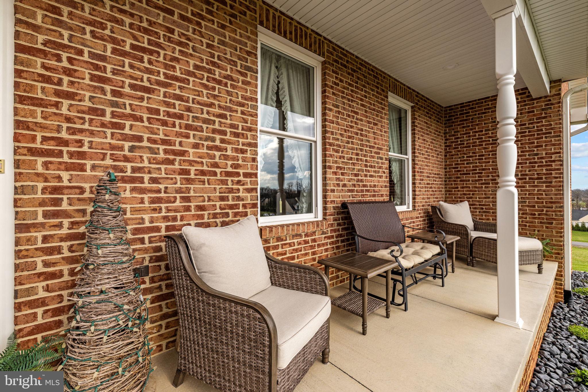 MOUNTAIN VISTA ESTATES - Residential