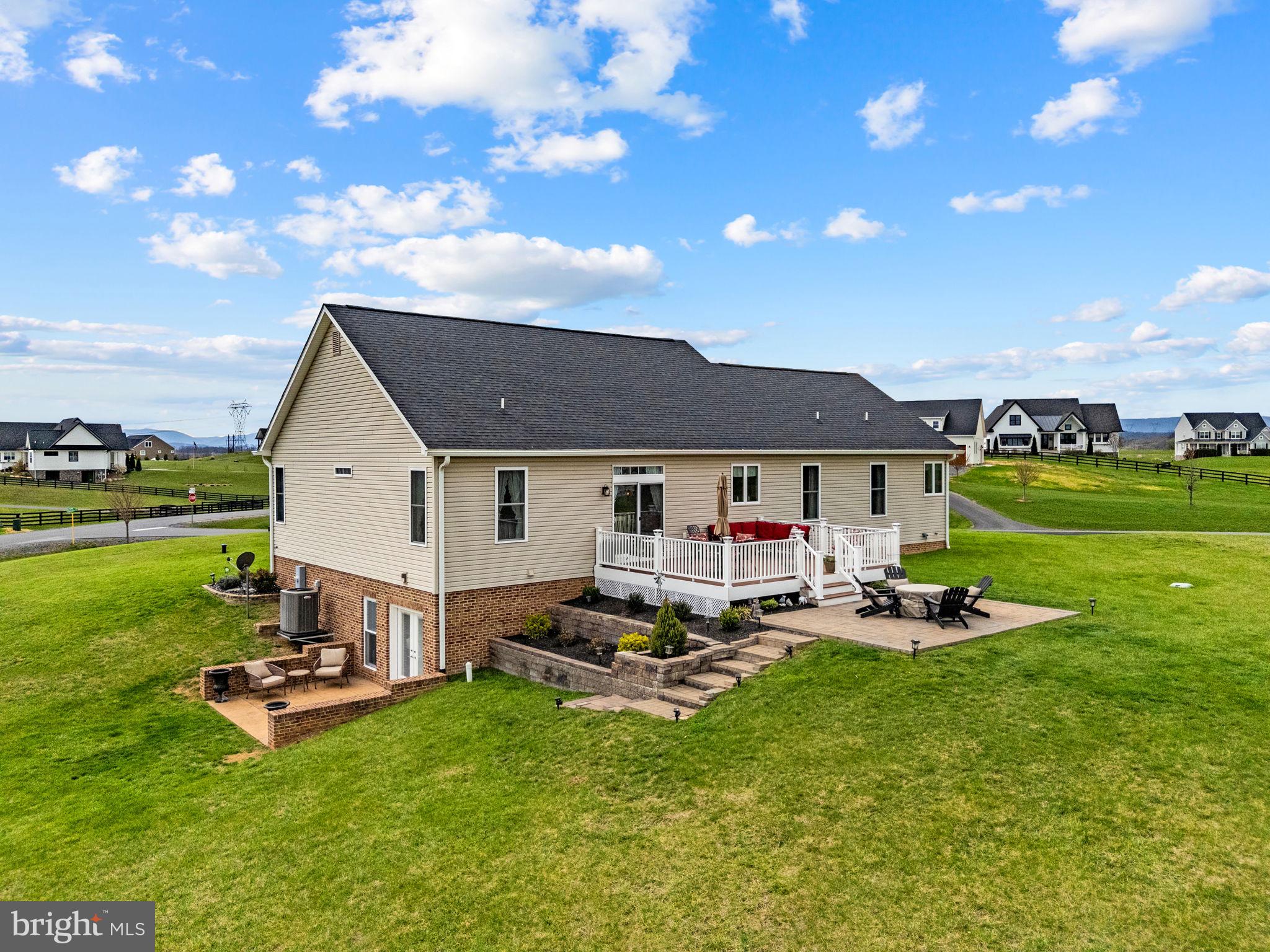 MOUNTAIN VISTA ESTATES - Residential