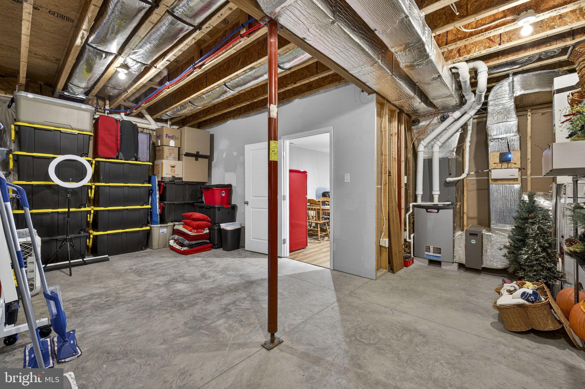 MOUNTAIN VISTA ESTATES - Residential