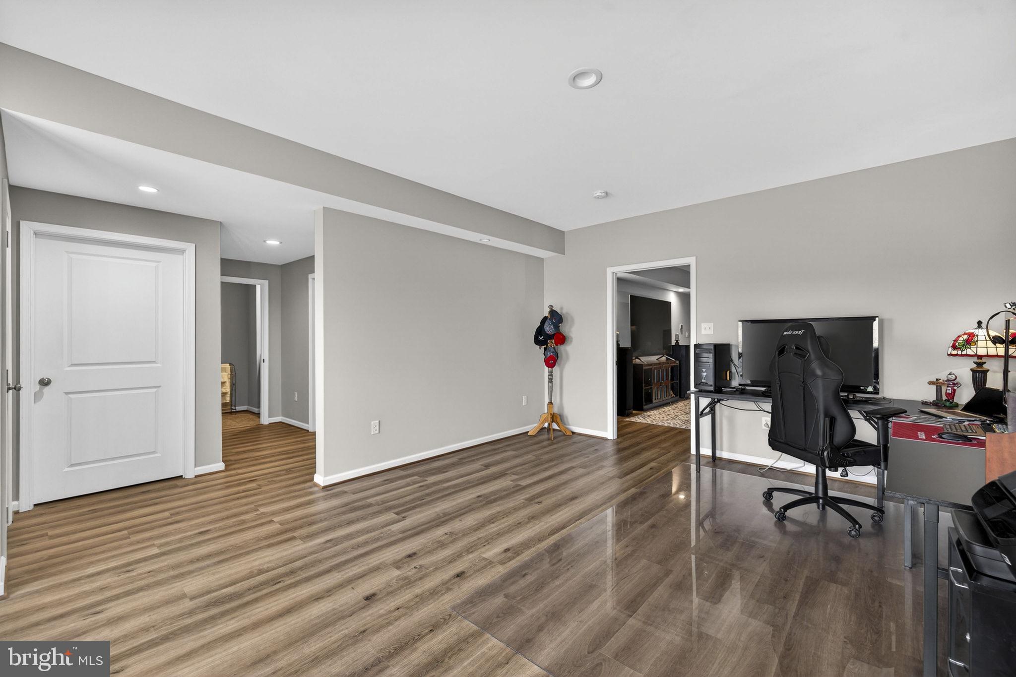 MOUNTAIN VISTA ESTATES - Residential