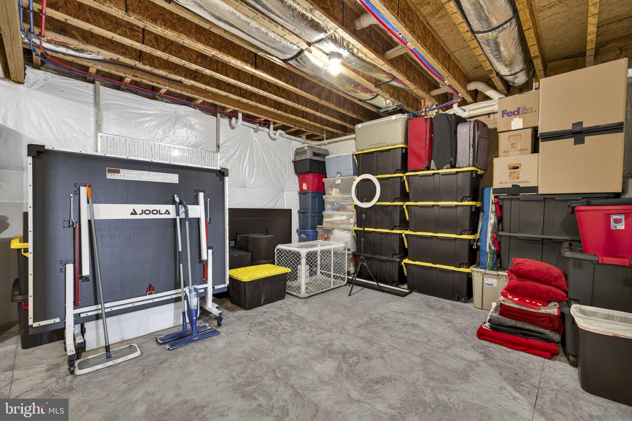 MOUNTAIN VISTA ESTATES - Residential