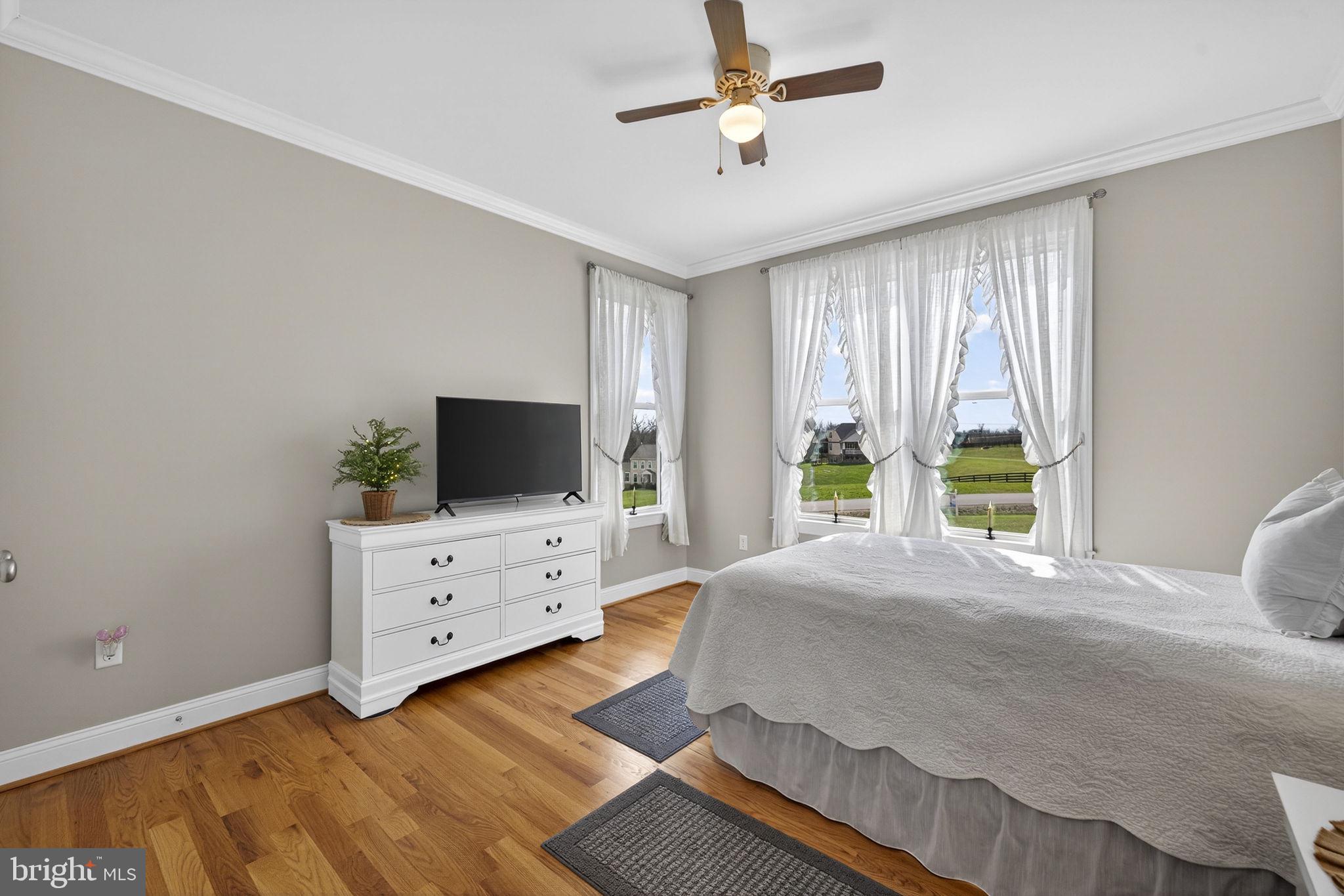 MOUNTAIN VISTA ESTATES - Residential