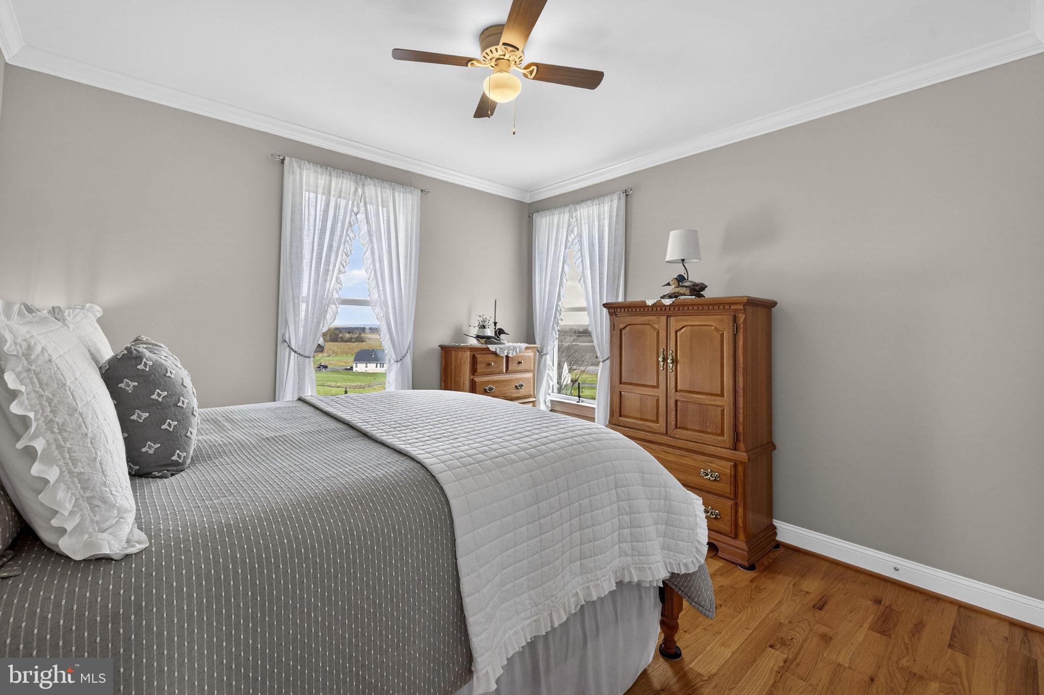 MOUNTAIN VISTA ESTATES - Residential