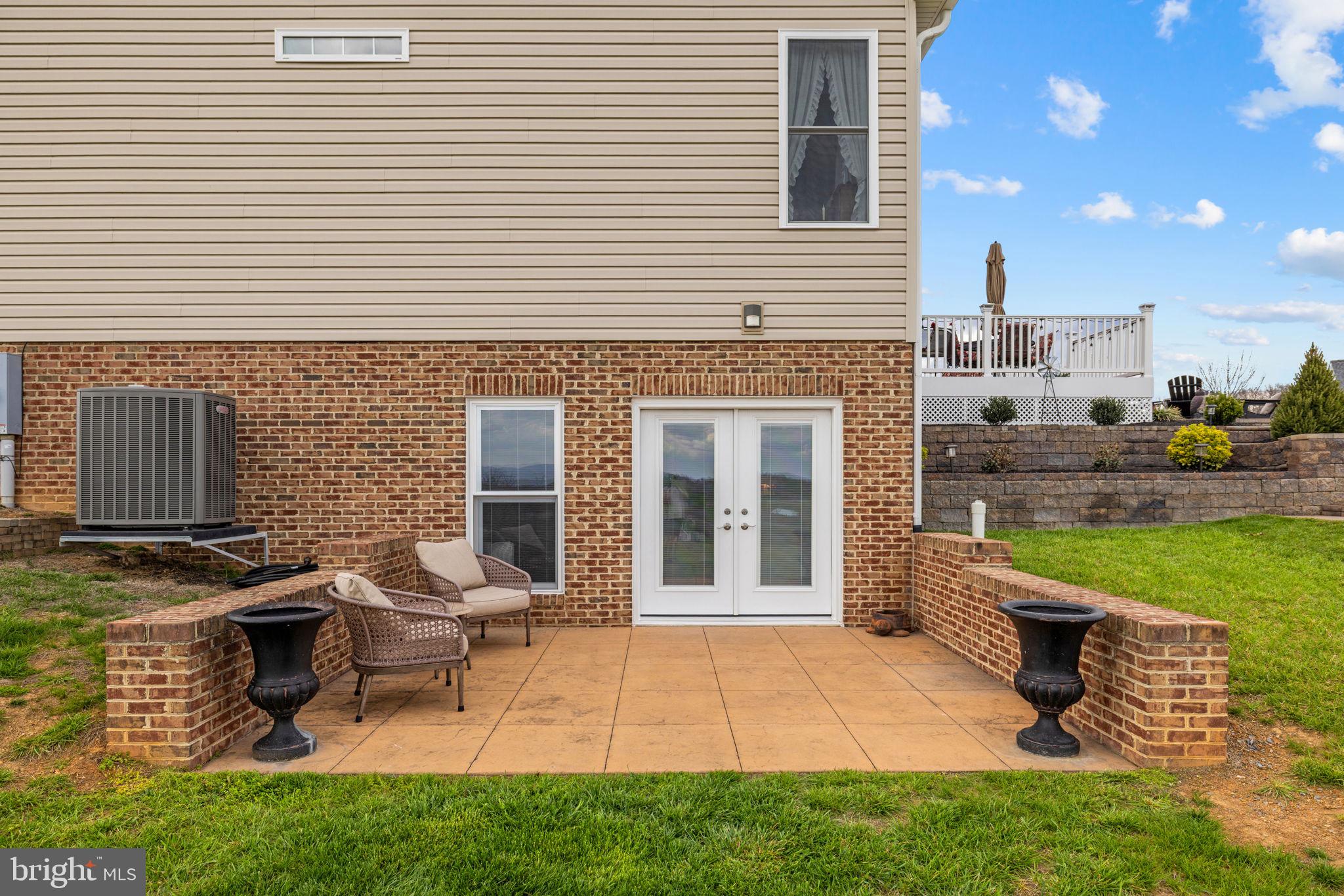 MOUNTAIN VISTA ESTATES - Residential