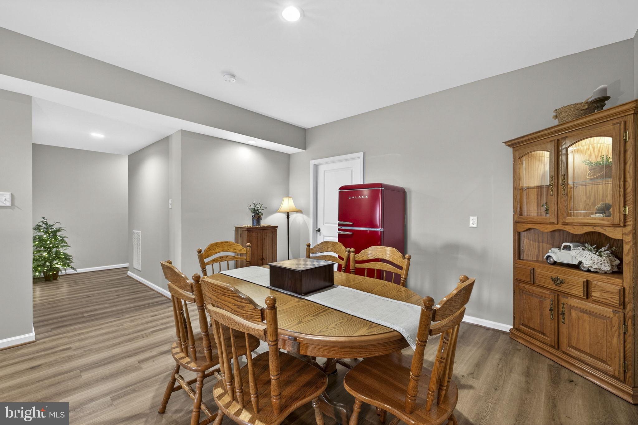 MOUNTAIN VISTA ESTATES - Residential