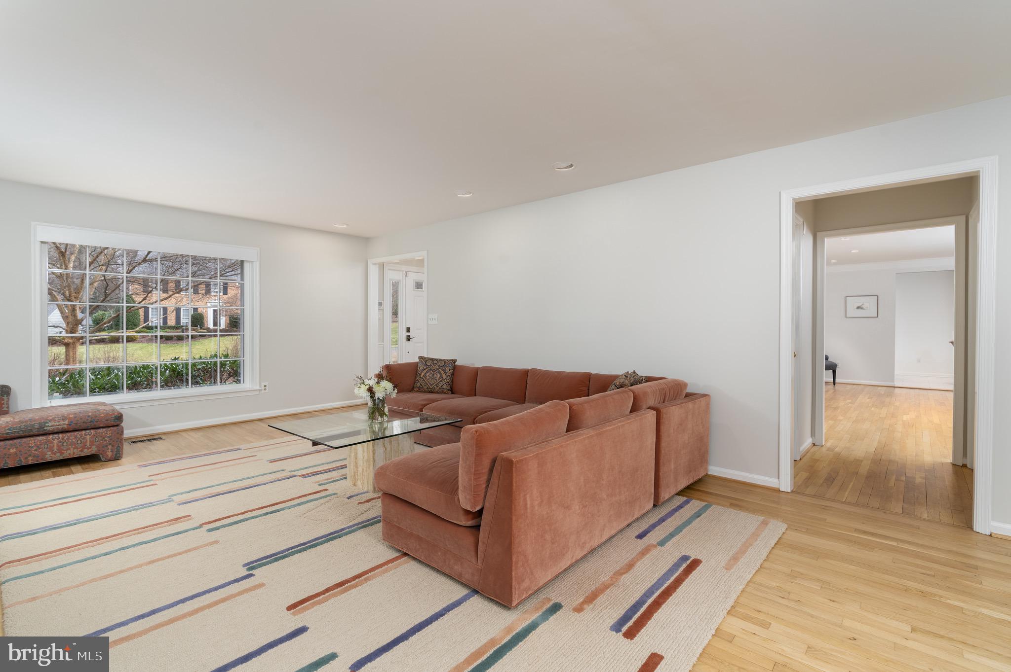 GLEN OAKS - Residential