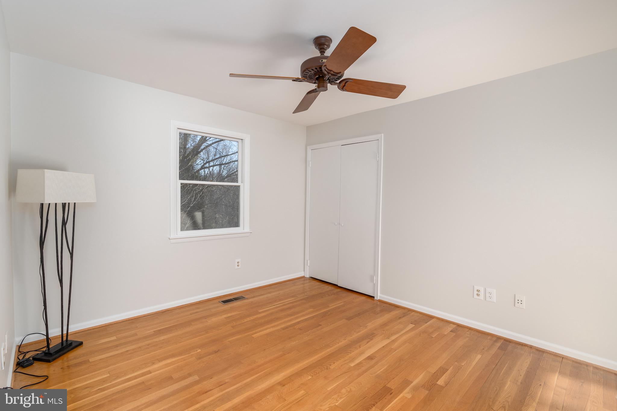 GLEN OAKS - Residential