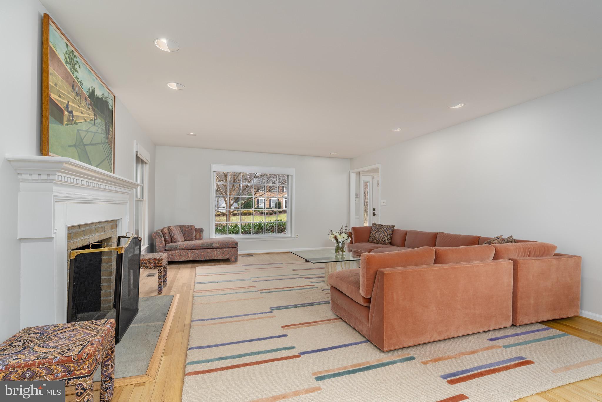 GLEN OAKS - Residential