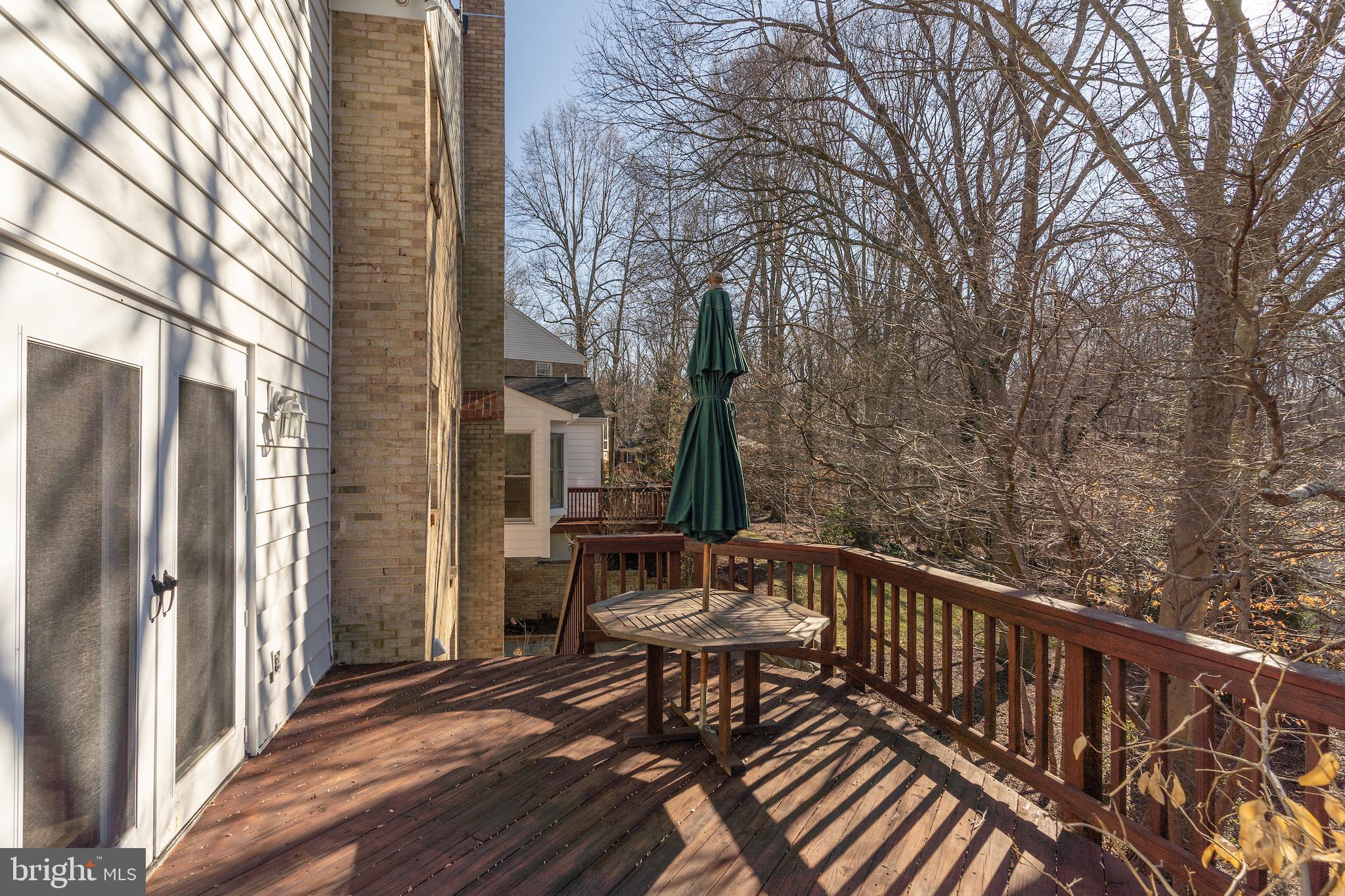 GLEN OAKS - Residential