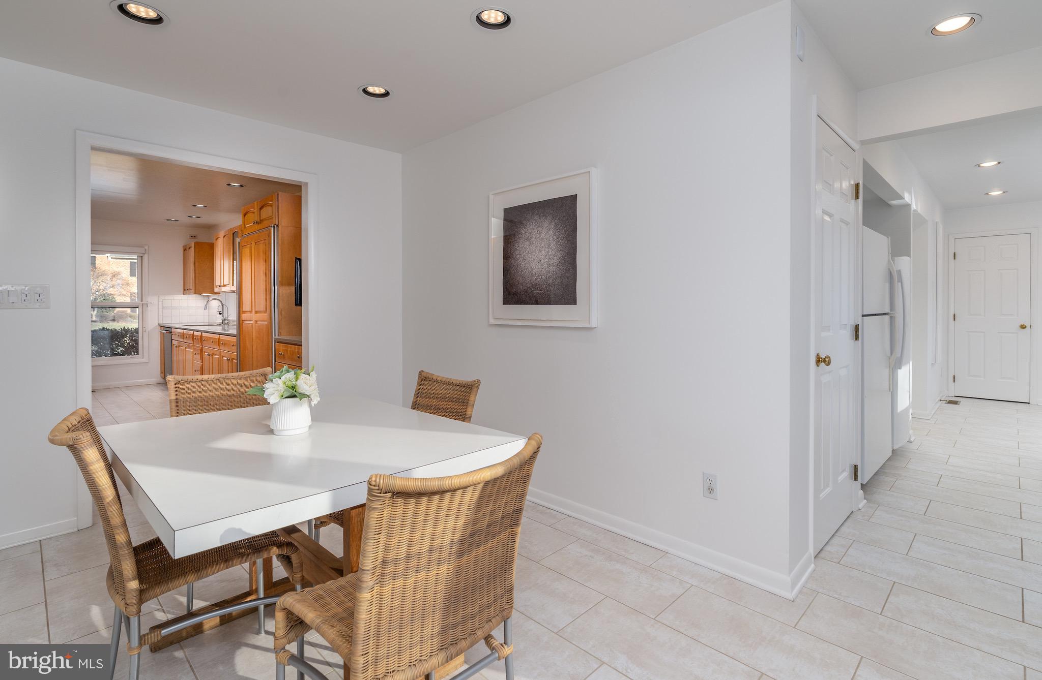 GLEN OAKS - Residential