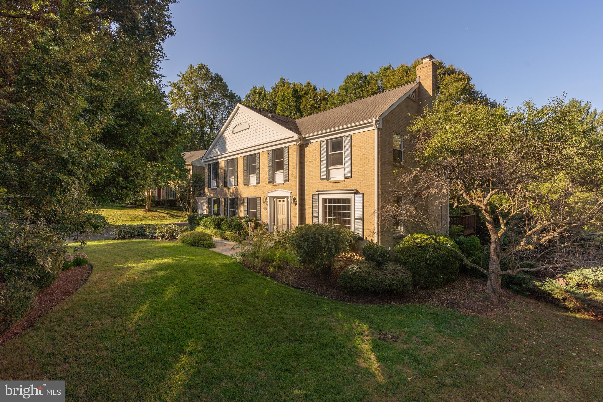 GLEN OAKS - Residential