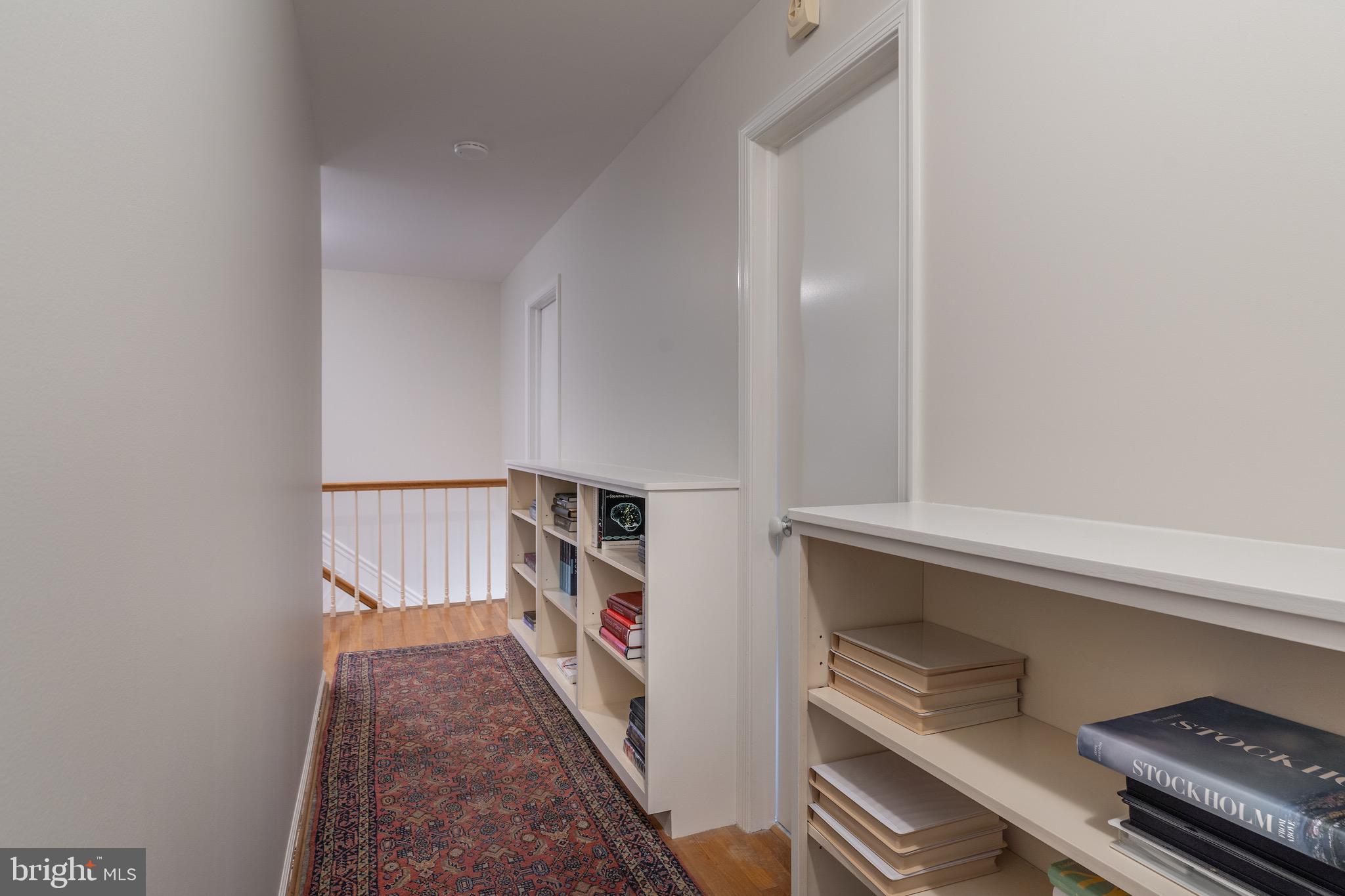 GLEN OAKS - Residential