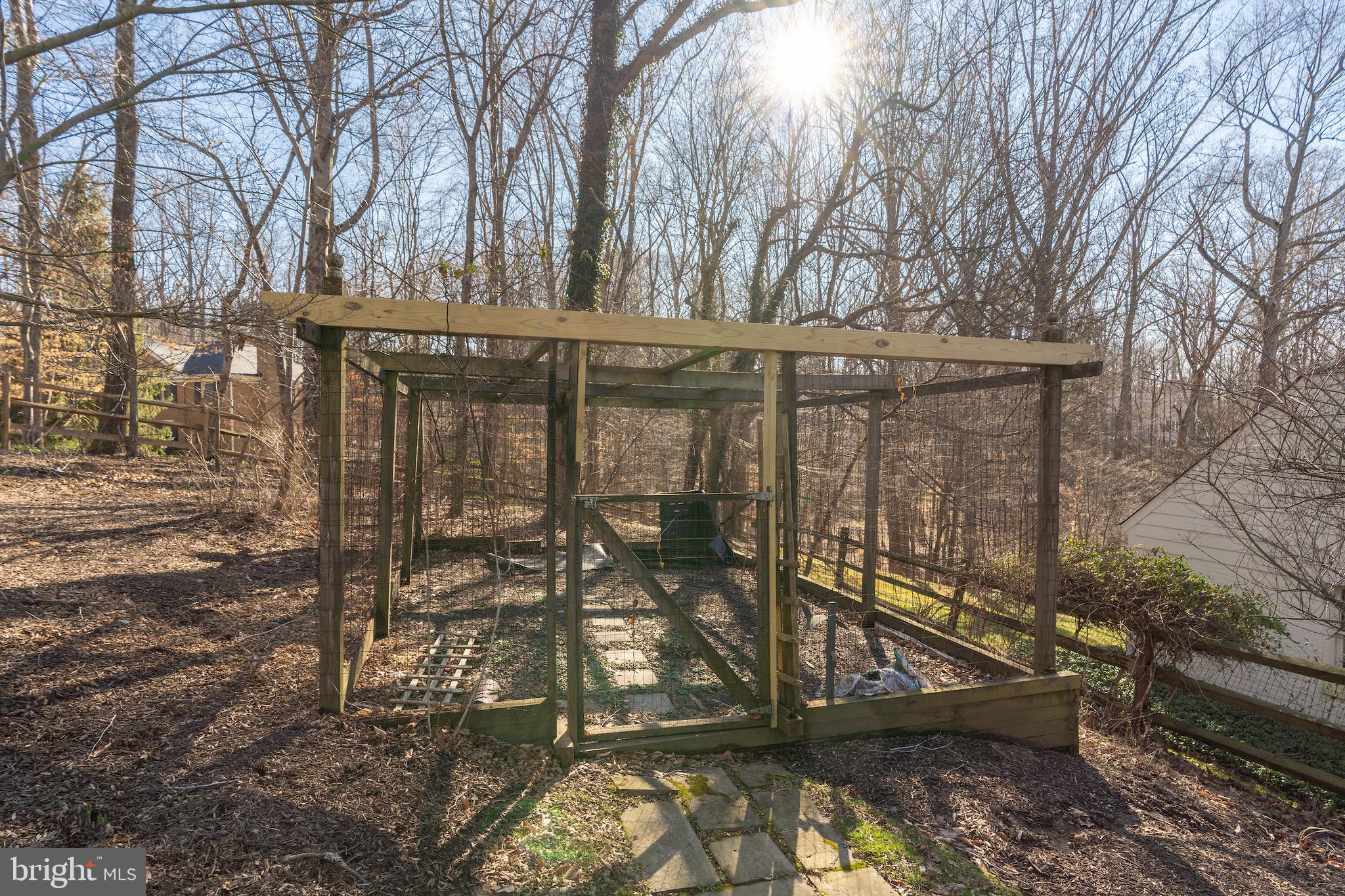 GLEN OAKS - Residential