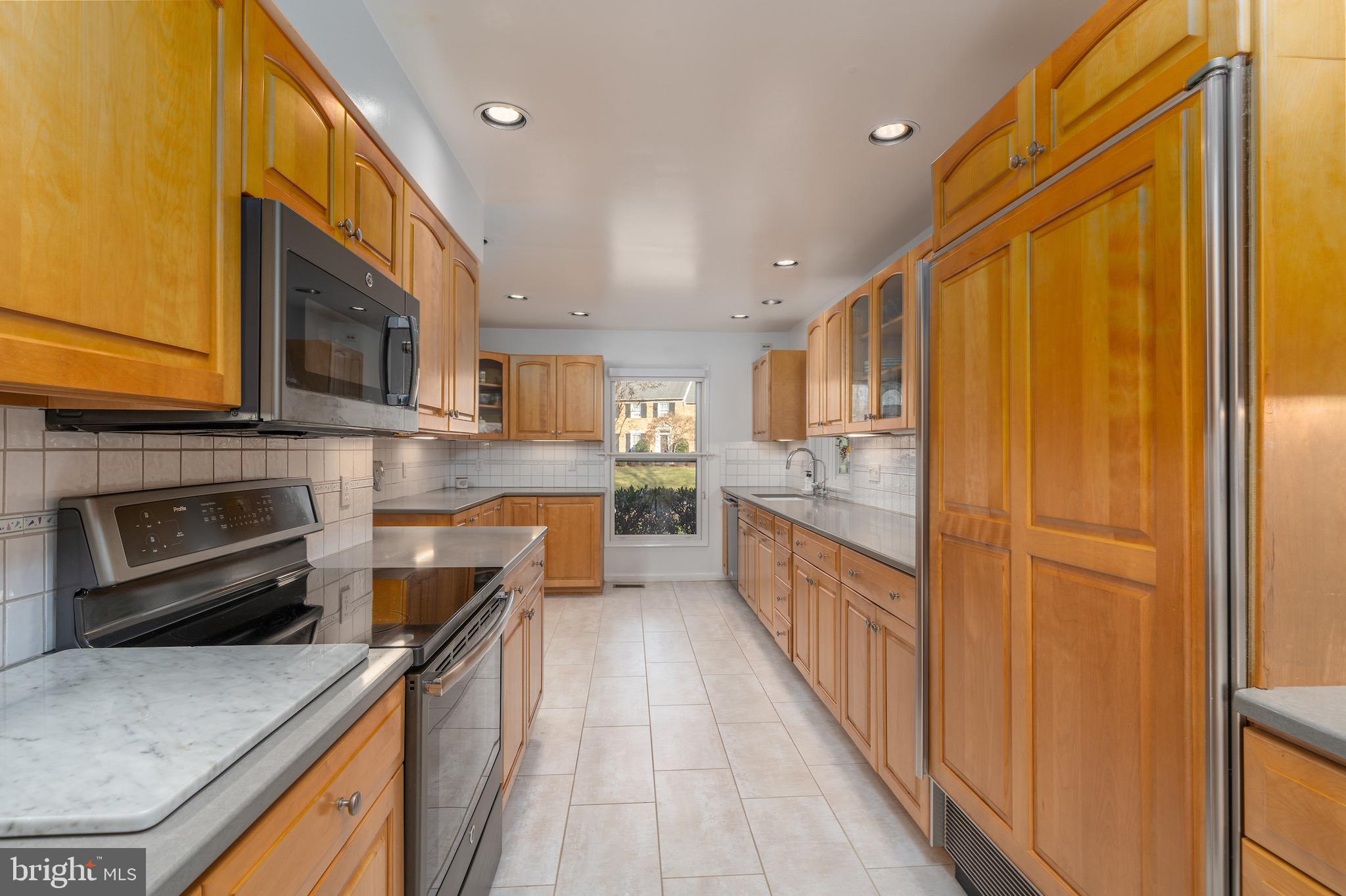 GLEN OAKS - Residential