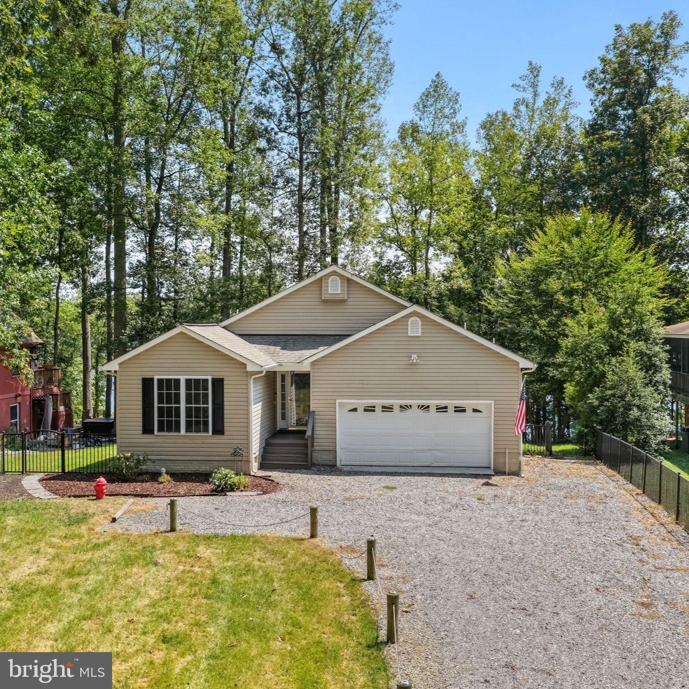 686 LAKE CAROLINE DRIVE