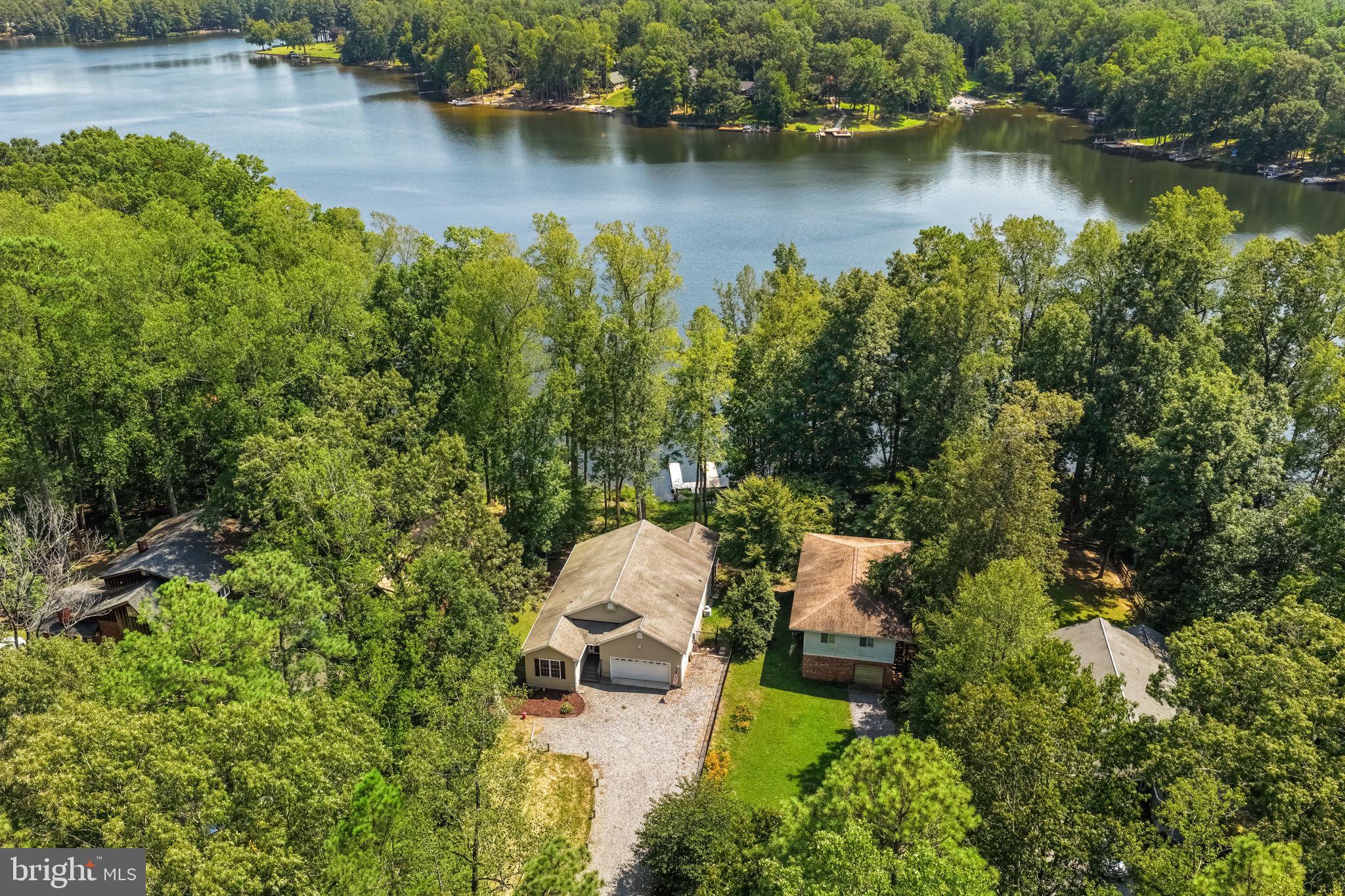 686 LAKE CAROLINE DRIVE