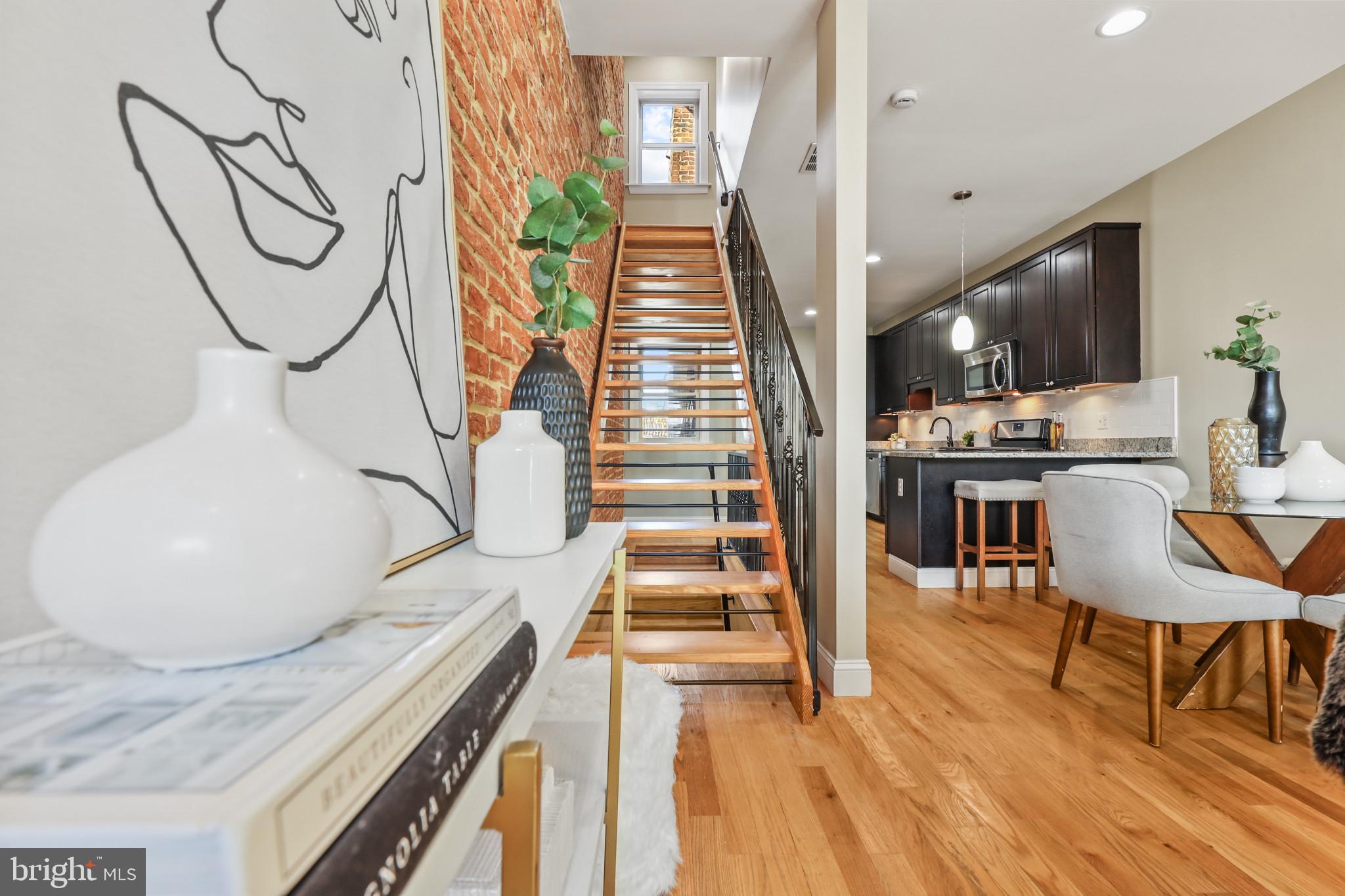 HAMPDEN HISTORIC DISTRICT - Residential