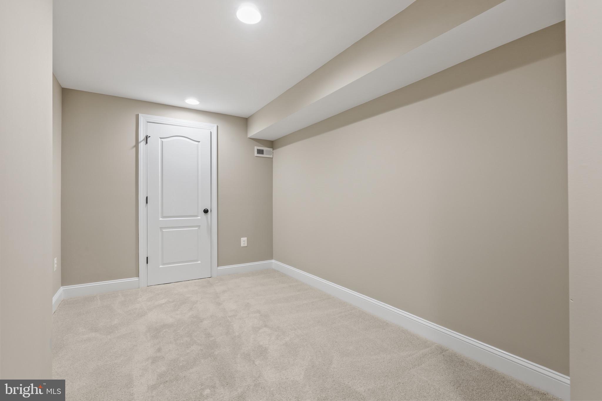 HAMPDEN HISTORIC DISTRICT - Residential