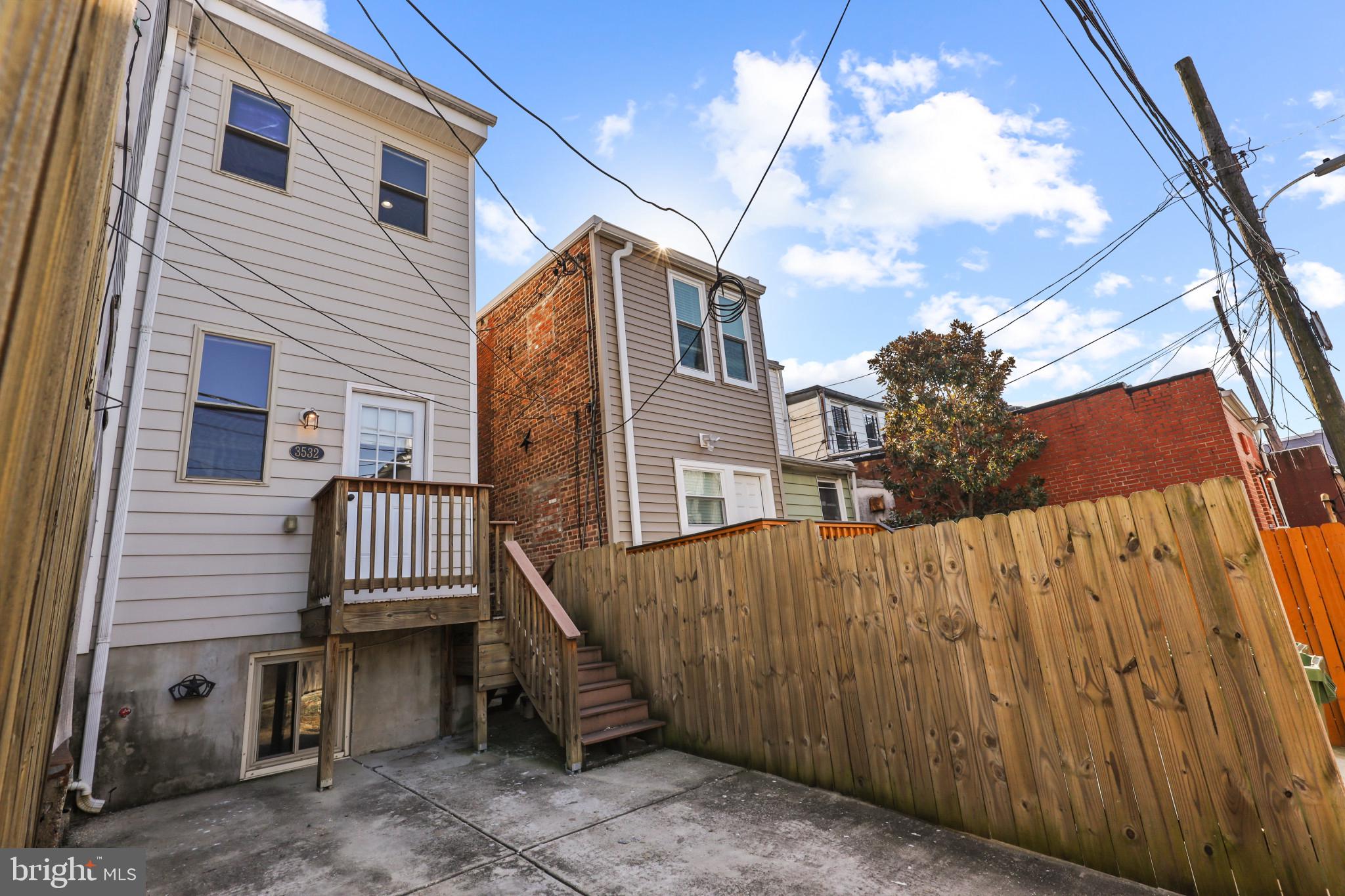 HAMPDEN HISTORIC DISTRICT - Residential