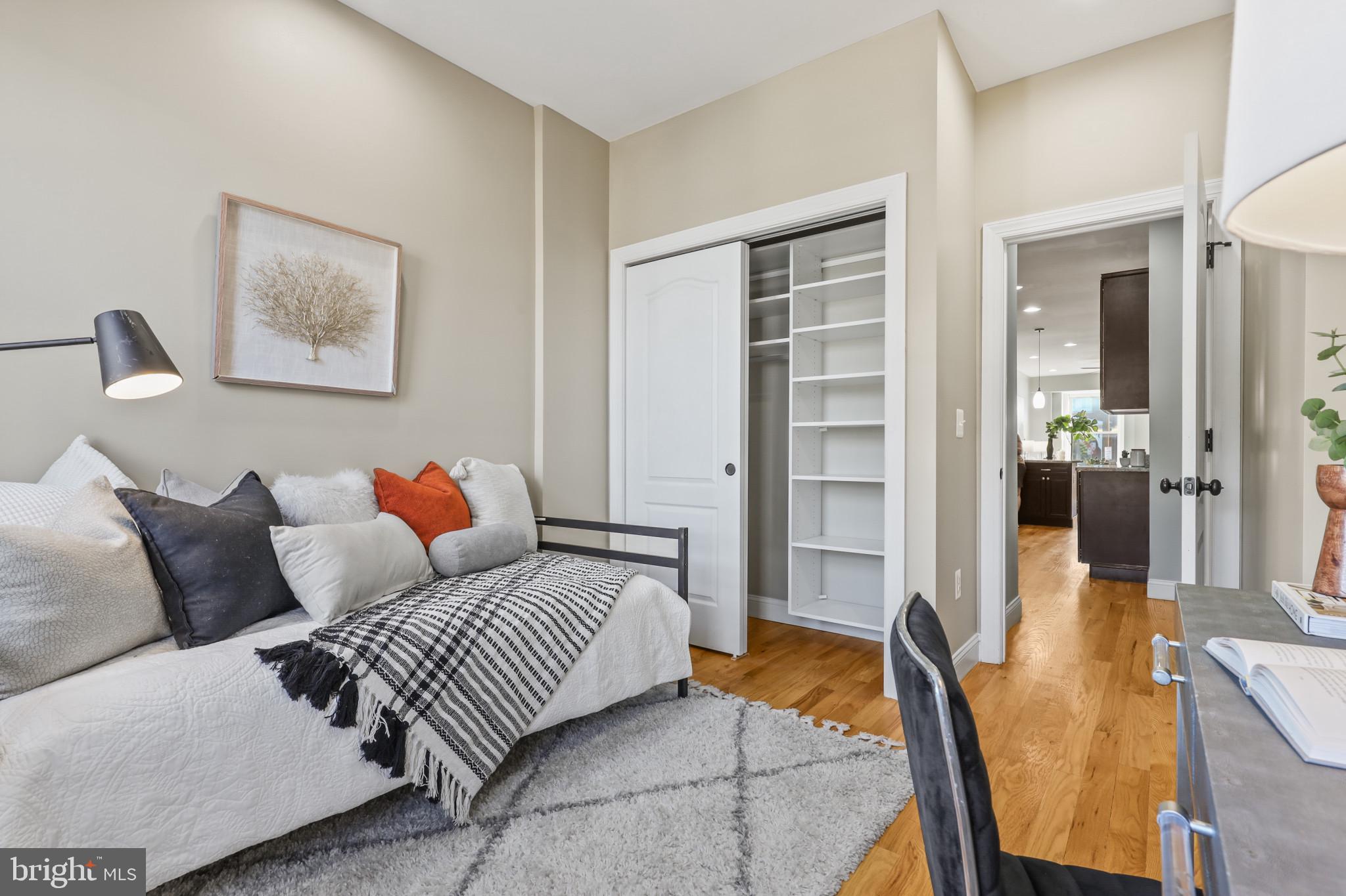 HAMPDEN HISTORIC DISTRICT - Residential