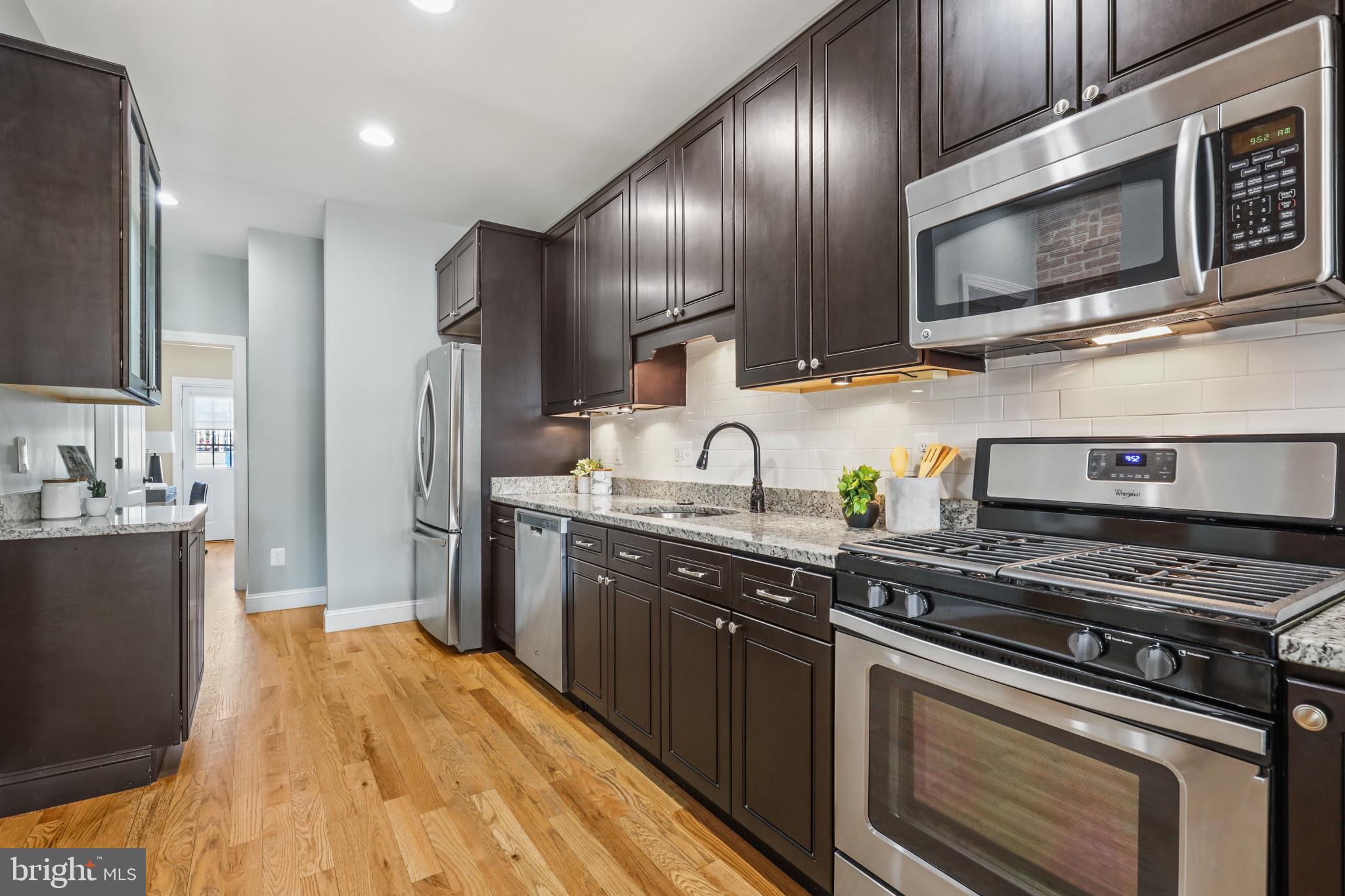 HAMPDEN HISTORIC DISTRICT - Residential