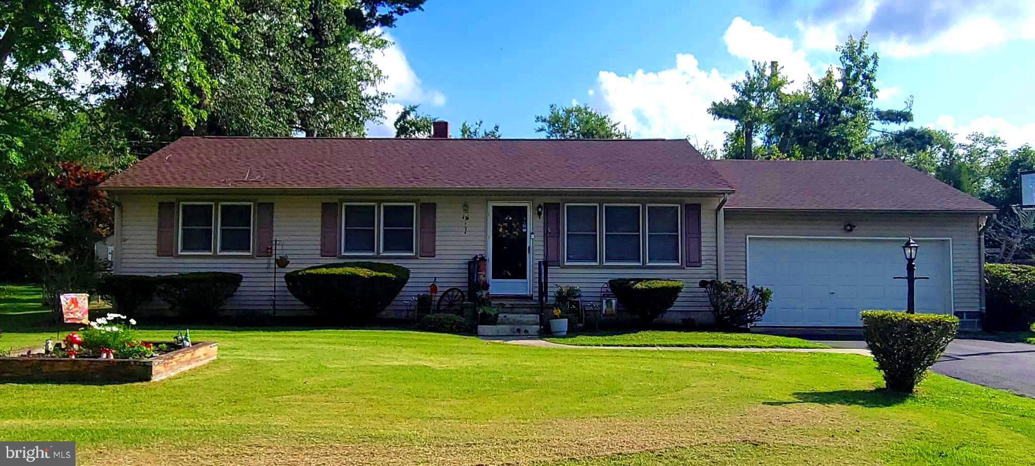 COULBOURNE MANOR - Residential