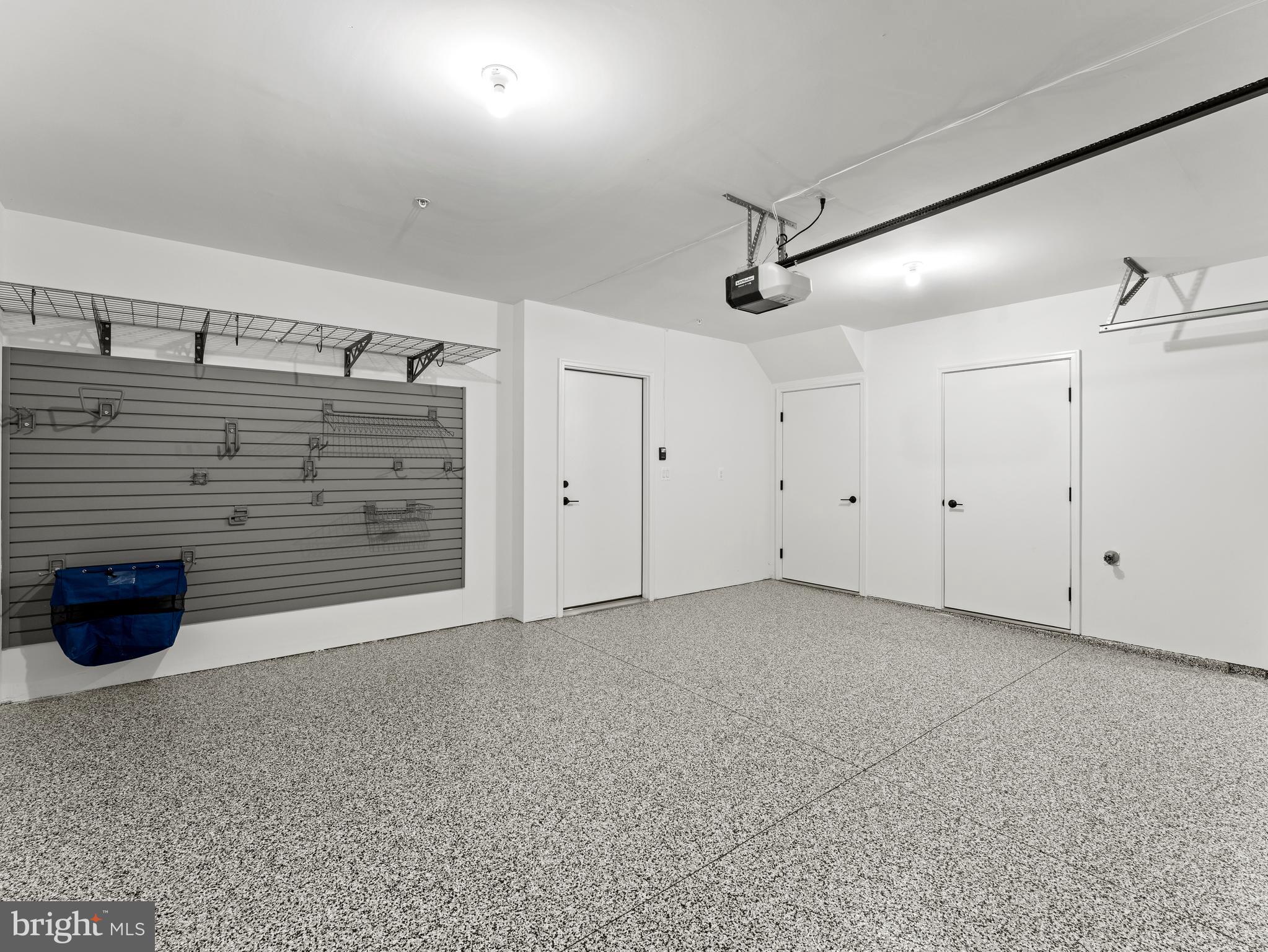 TYSONS RIDGE - Residential Lease