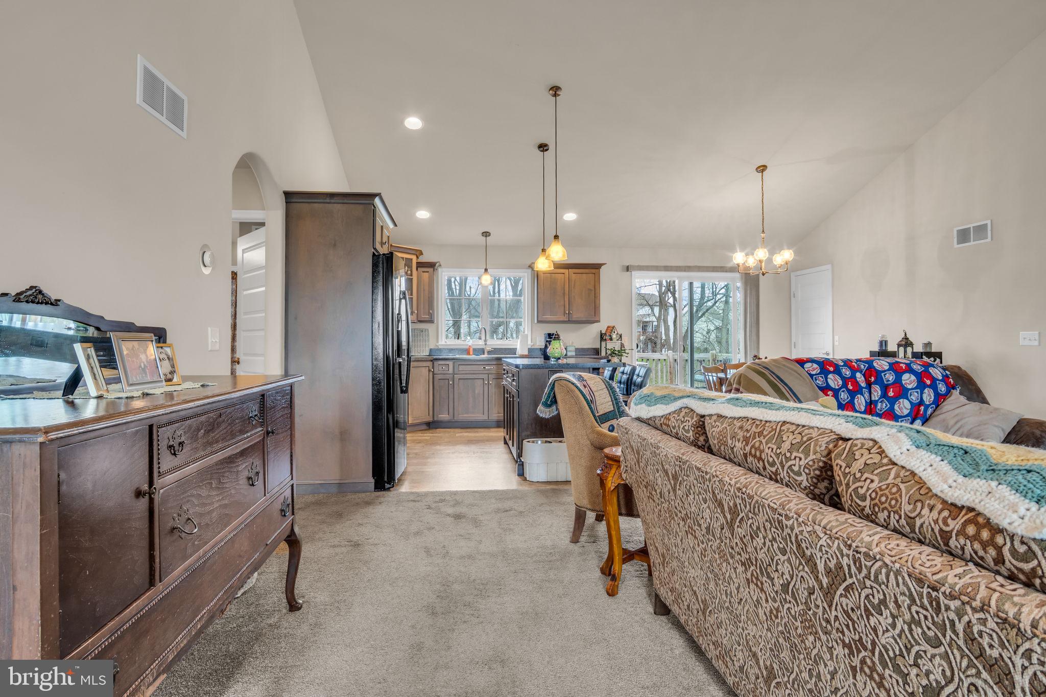 THE ESTATES AT HEARTHSIDE - Residential