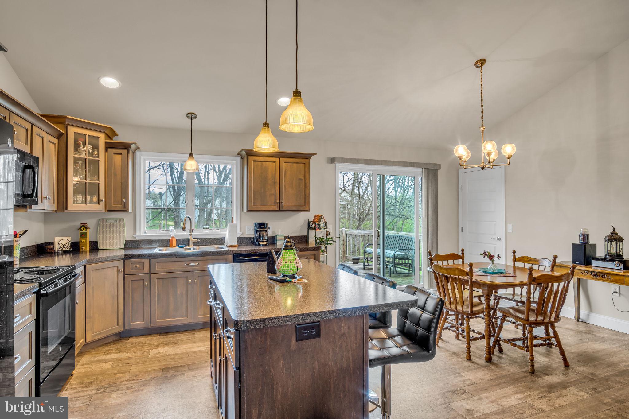 THE ESTATES AT HEARTHSIDE - Residential