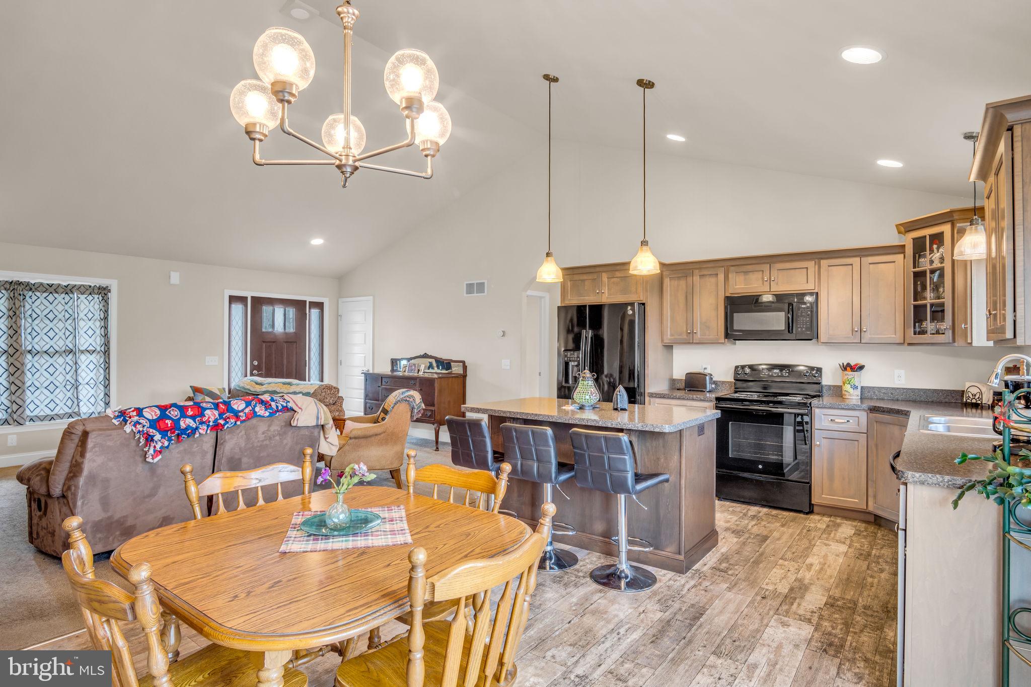 THE ESTATES AT HEARTHSIDE - Residential