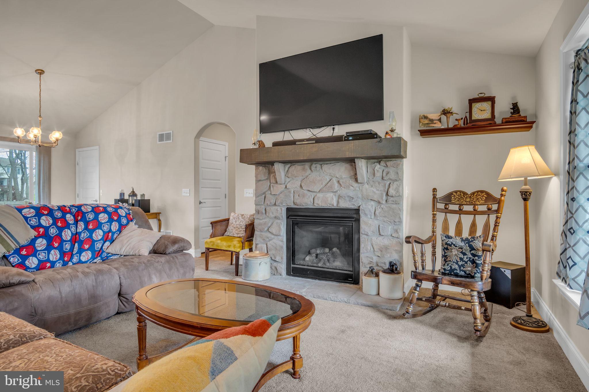 THE ESTATES AT HEARTHSIDE - Residential