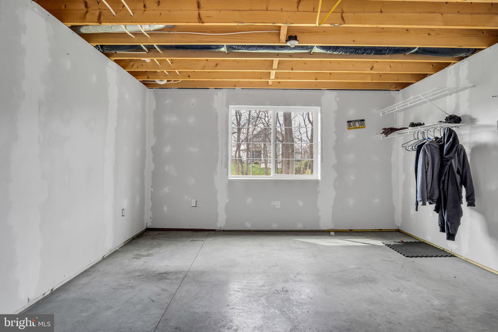 THE ESTATES AT HEARTHSIDE - Residential