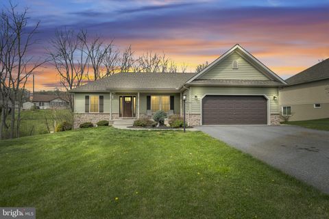 1519 ROLLING MEADOW ROAD LEBANON PA 17046