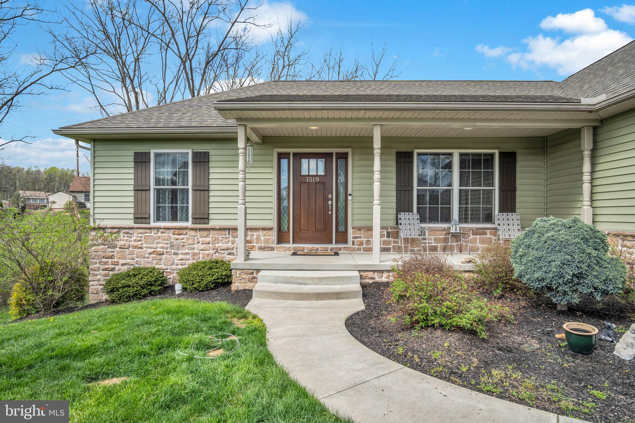 THE ESTATES AT HEARTHSIDE - Residential