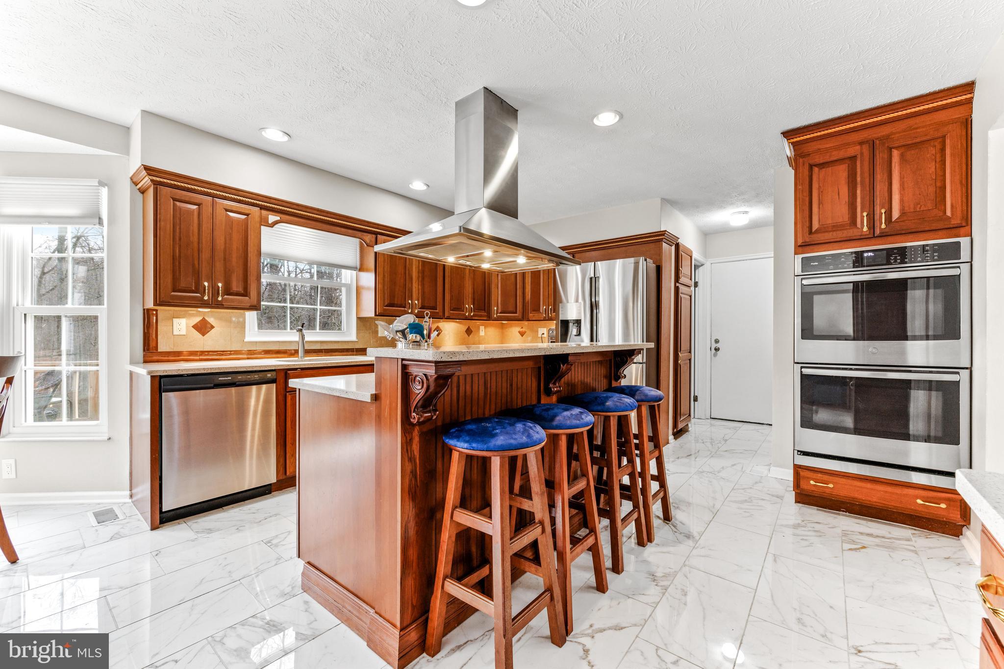 HAMMOND HILLS - Residential