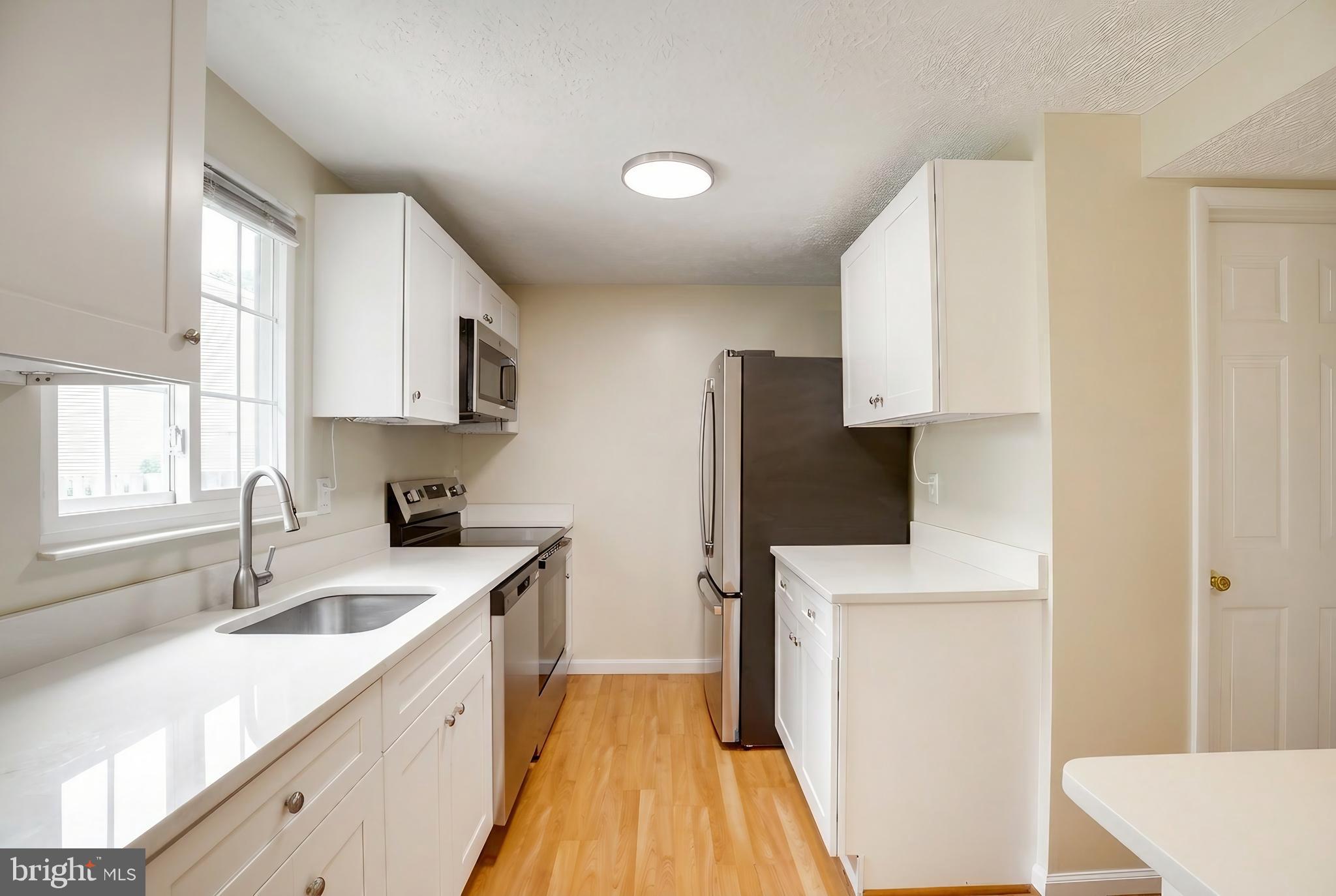 WESTLEIGH - Residential