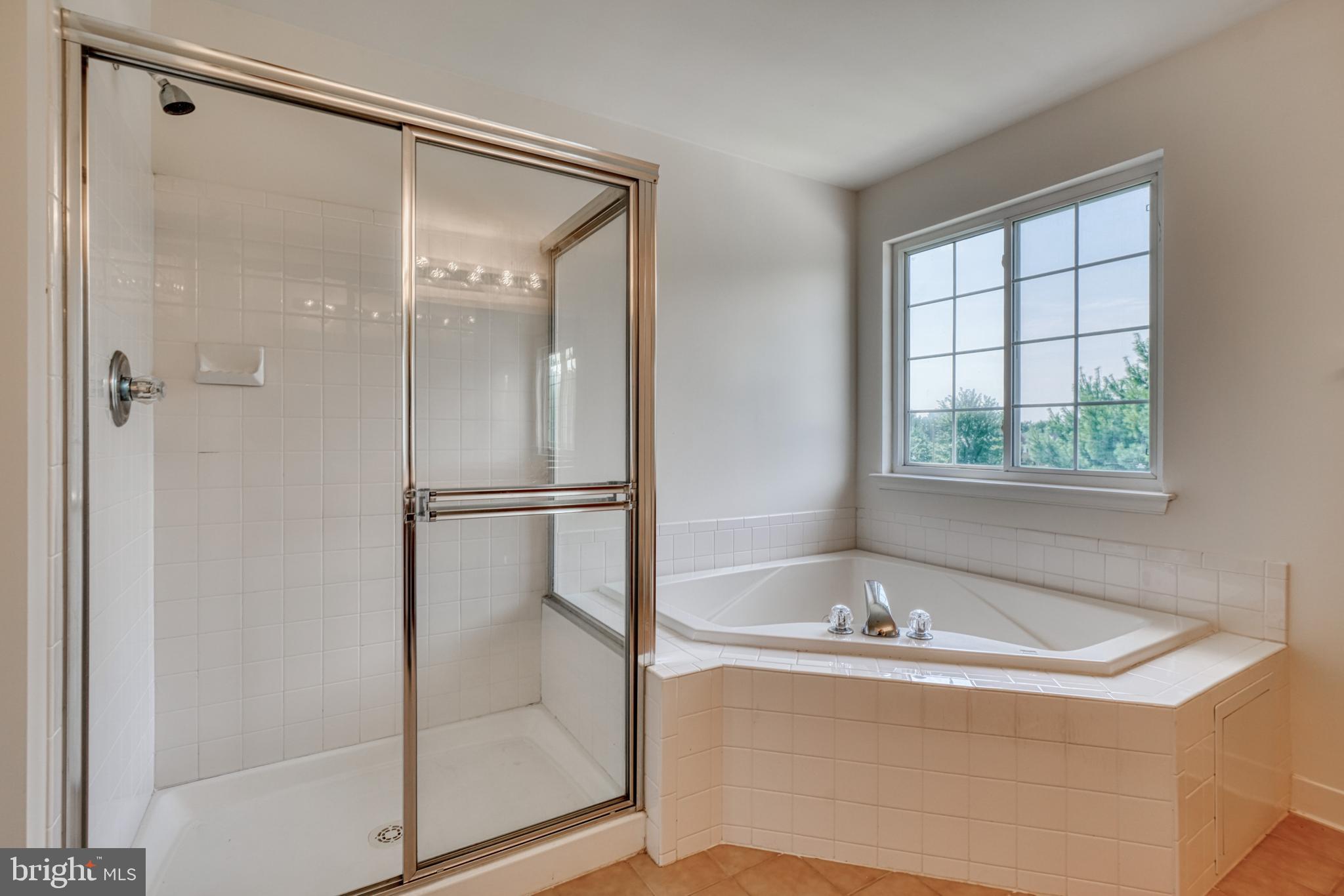 GREENBRIER HILLS - Residential