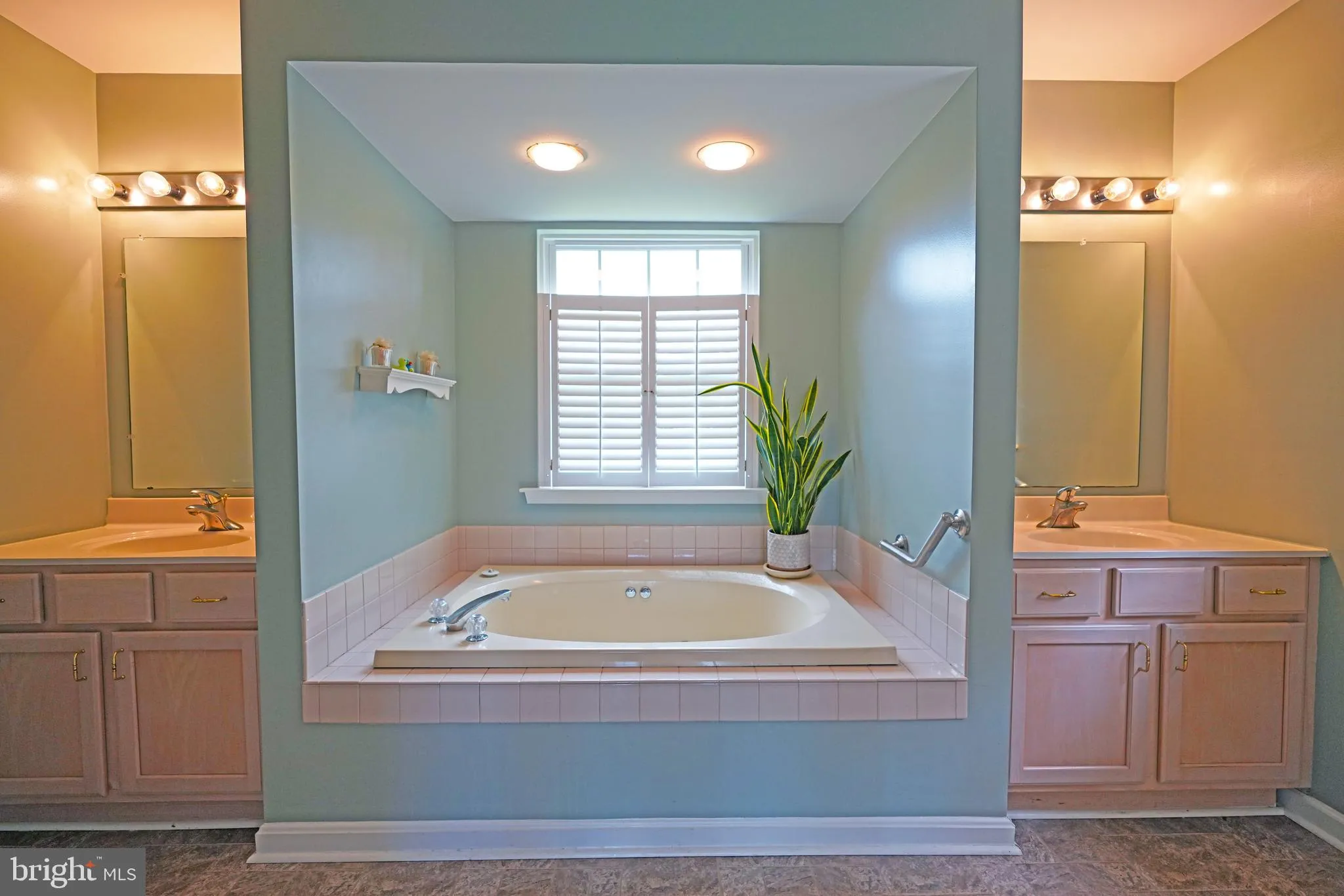 Georgetown, Delaware 19947, United States, 3 Bedrooms Bedrooms, ,2 BathroomsBathrooms,Residential,Active,141428