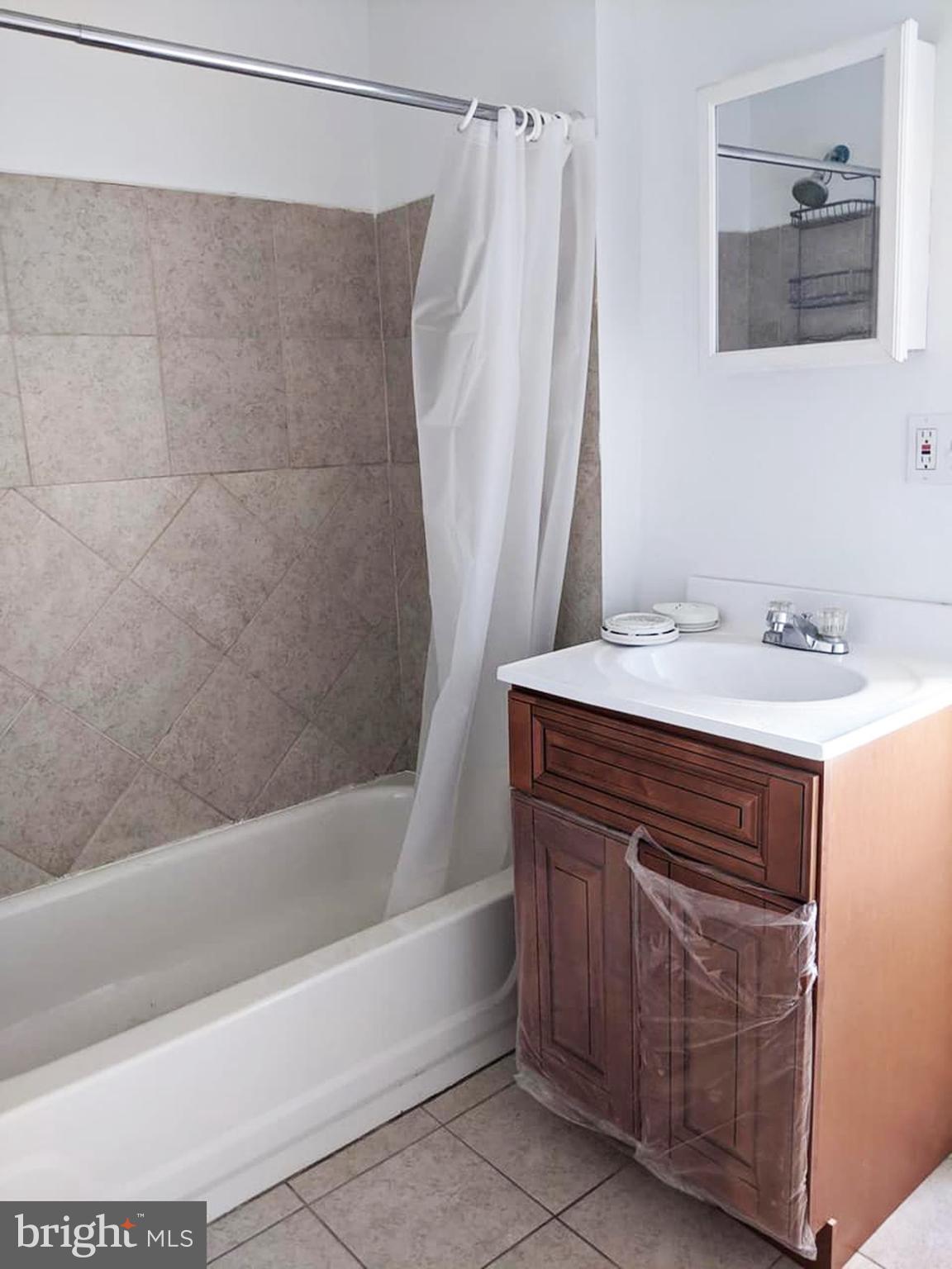 FELTONVILLE - Residential Lease