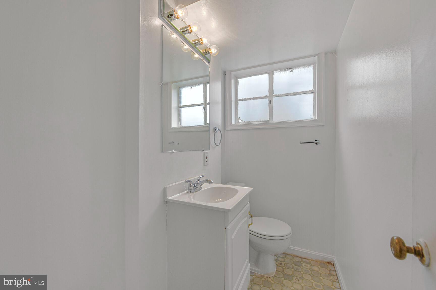 LAYTON HALL - Residential