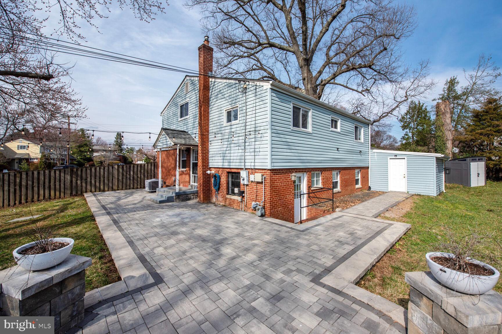 LAYTON HALL - Residential