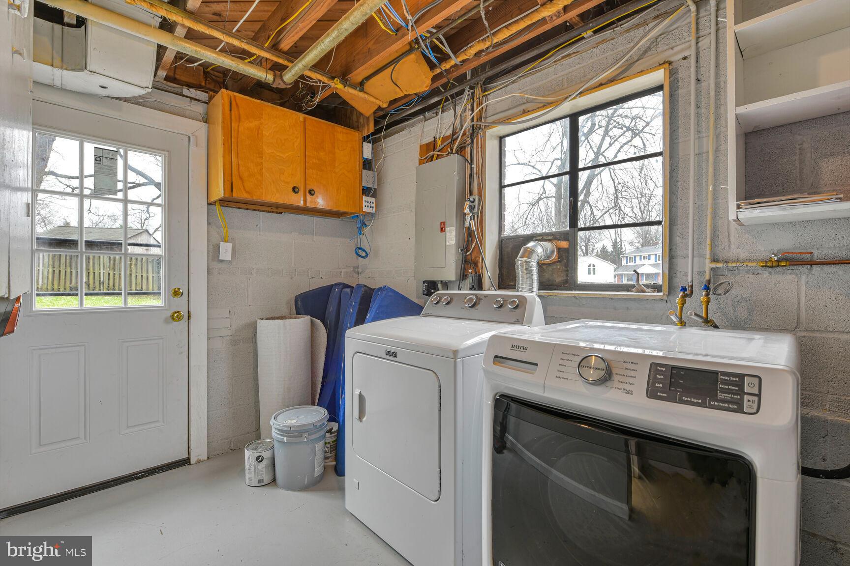 LAYTON HALL - Residential