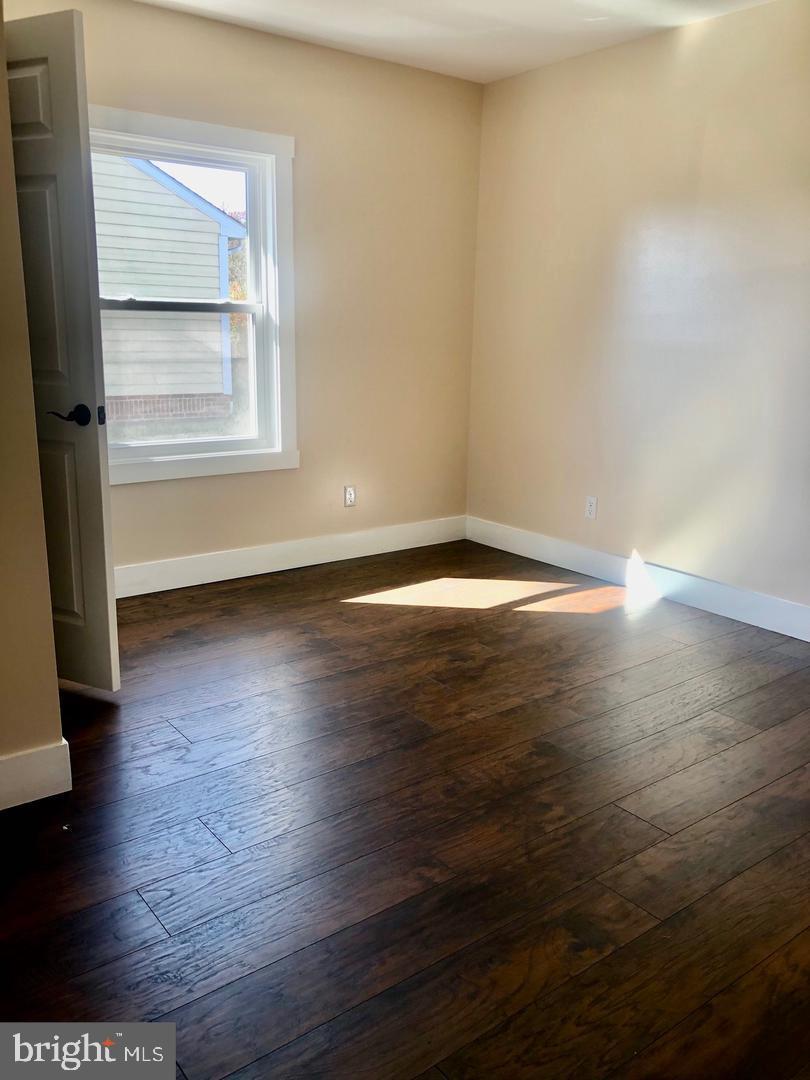 PAINTER - Residential Lease