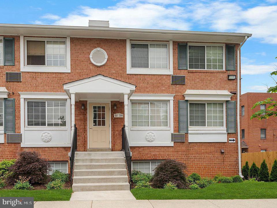 610 MAIN STREET 515
