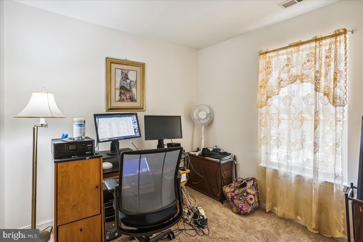 KINGS POINT - Residential