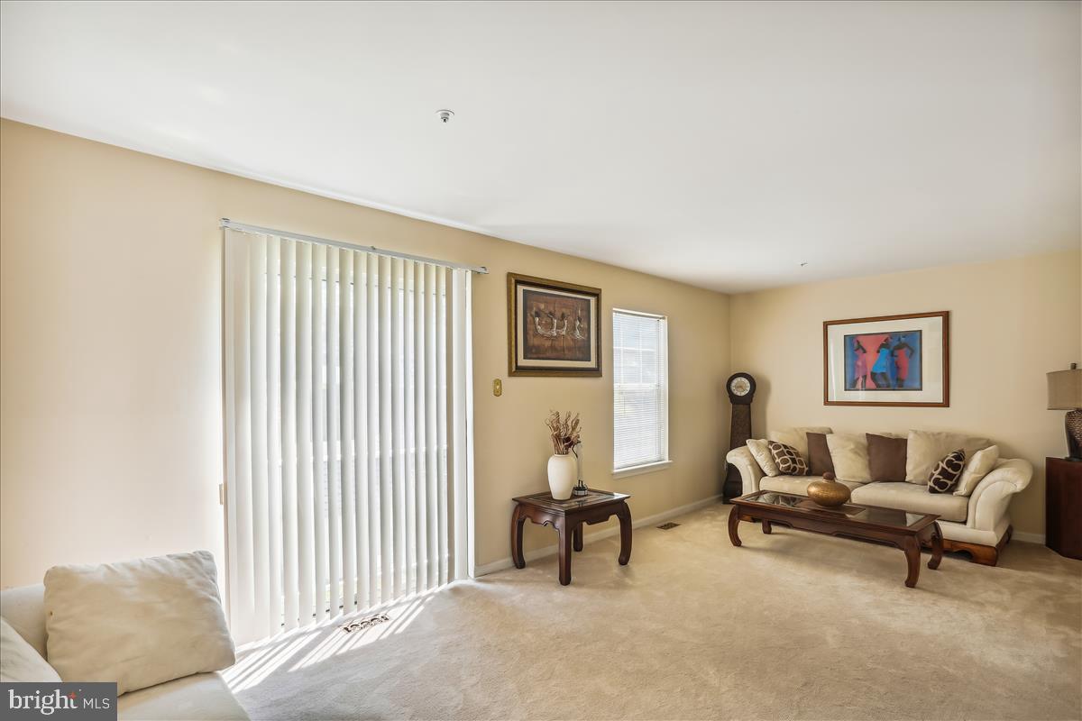 KINGS POINT - Residential