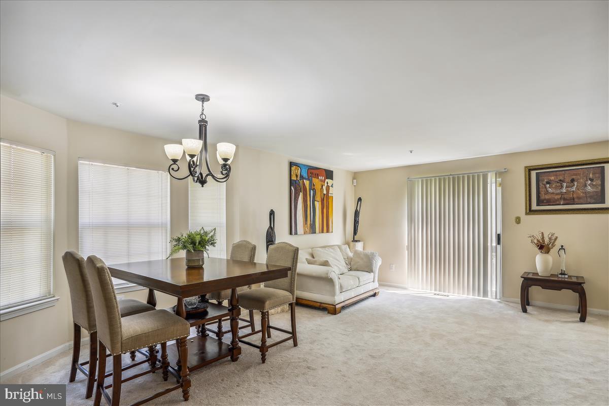 KINGS POINT - Residential